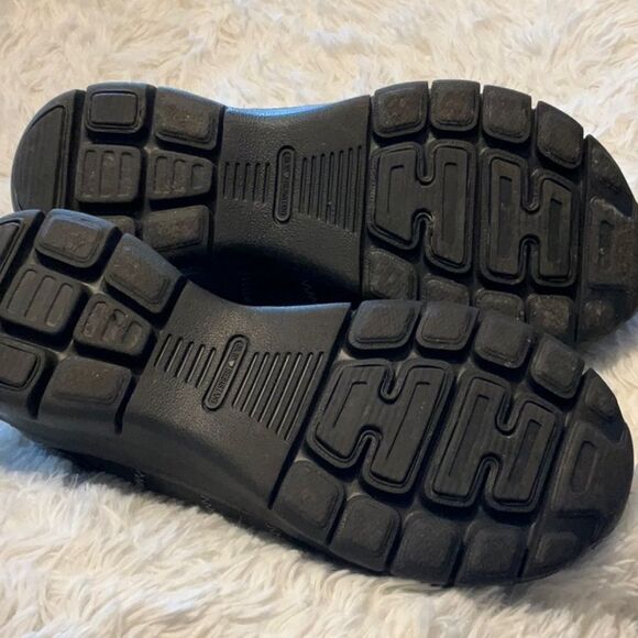 NURSE MATES PILLOW TOP work shoes in size 8 1/2 slip resistant in black - Picture 10 of 10